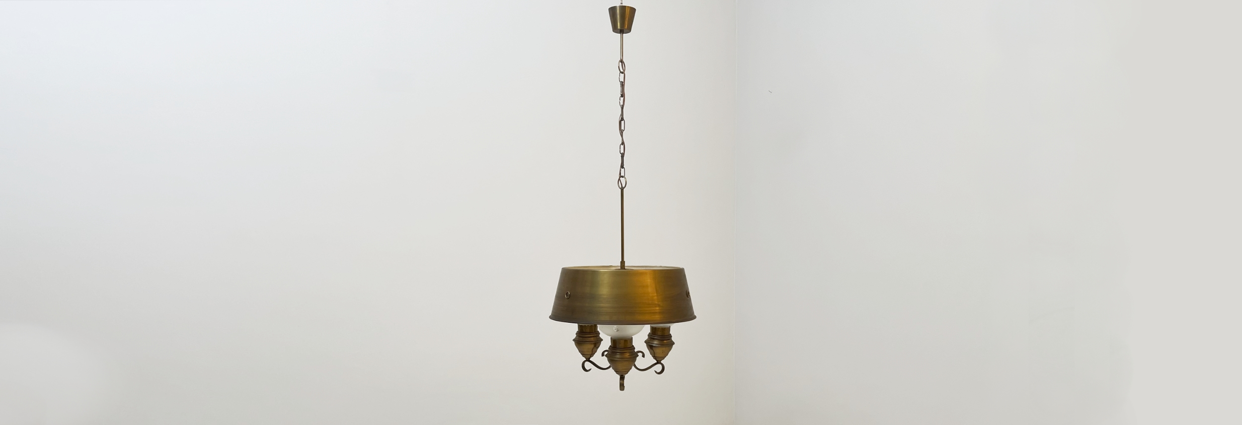 Lampadario retro anni30 in vetro e ottone 032 SO