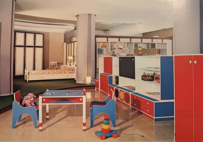 cassettiera anni 70 legno laccato formica P 63 M 2
