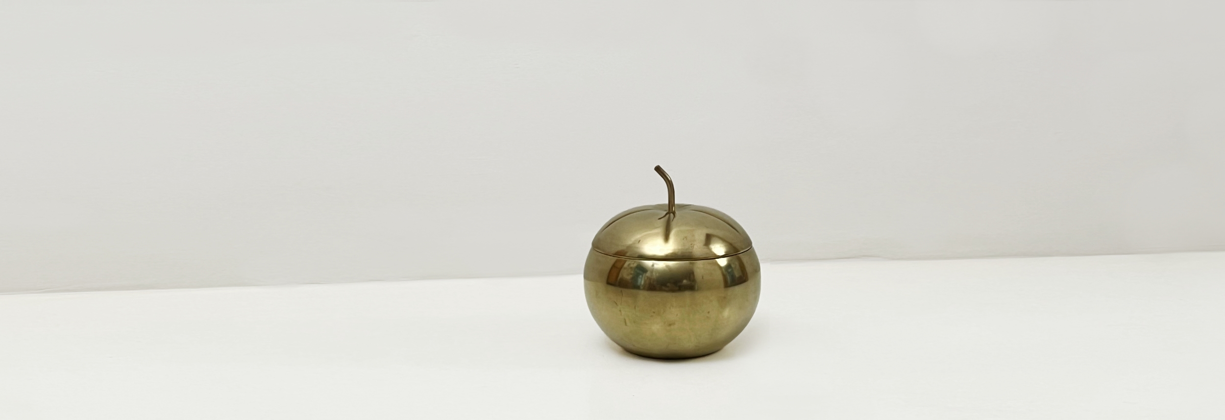 ciotola con coperchio in ottone anni60 046 C