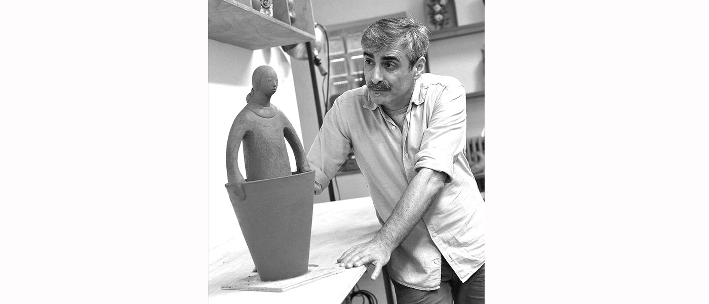 l artista al lavoro scultura ceramica tonino negri 011 AN