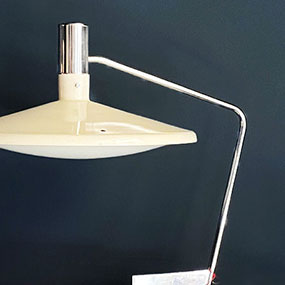 lampada da tavolo vintage anni60 orientabile a 042 L