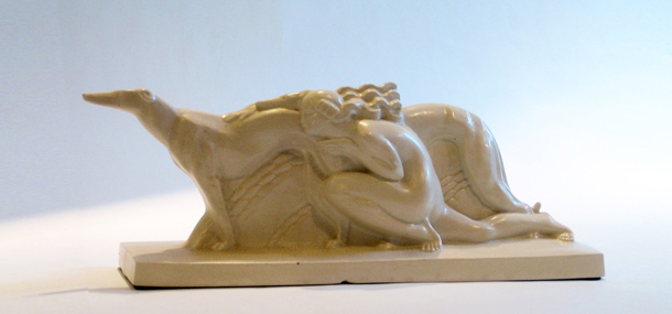 scultura art deco in ceramica craquele a 038 C