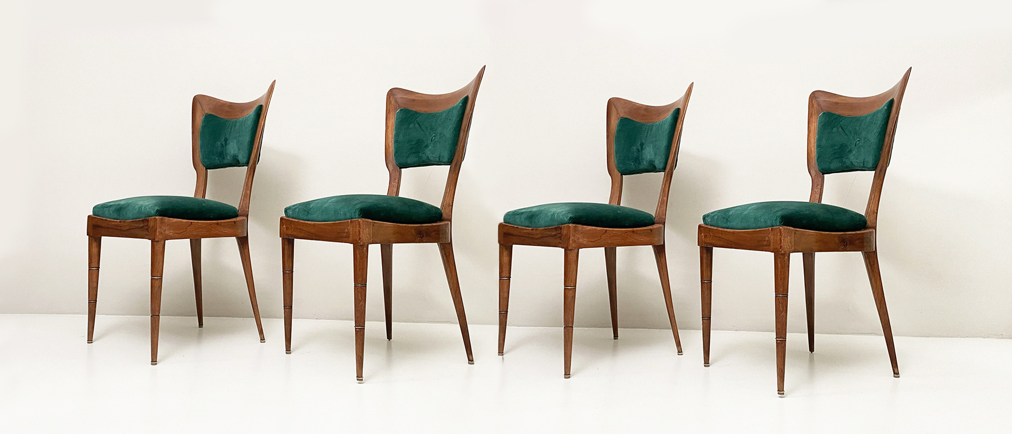 set di quattro sedie vintage designed by paolo buffa anni50 098 SE(2)