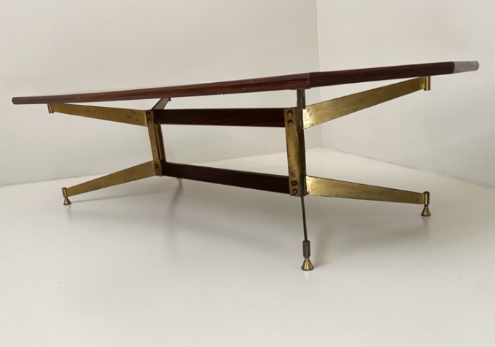 tavolino franco albini basamento ottone piano palissandro P1 081 TV 1