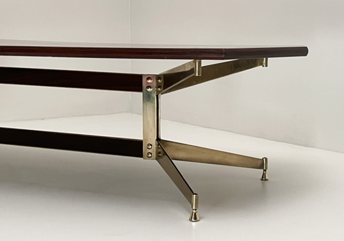 tavolino franco albini basamento ottone piano palissandro P6 081 TV 1