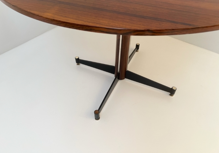 tavolo fine anni 50 piano palissandro colonna legno piede ferro P1 053 T 1